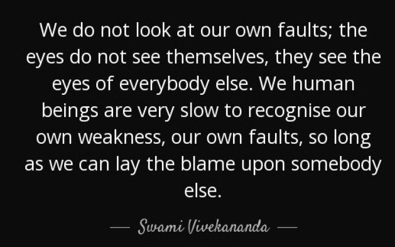 Het is beter je eigen gebreken voor ogen te houden,dan anderen de hunne voor te lezen